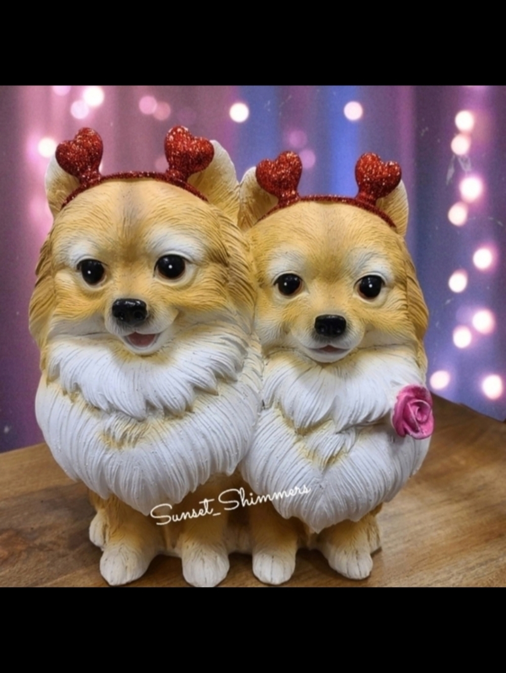 Valentines Pomeranian Pom Dogs Hearts & Rose Resin Figure Statue Decor